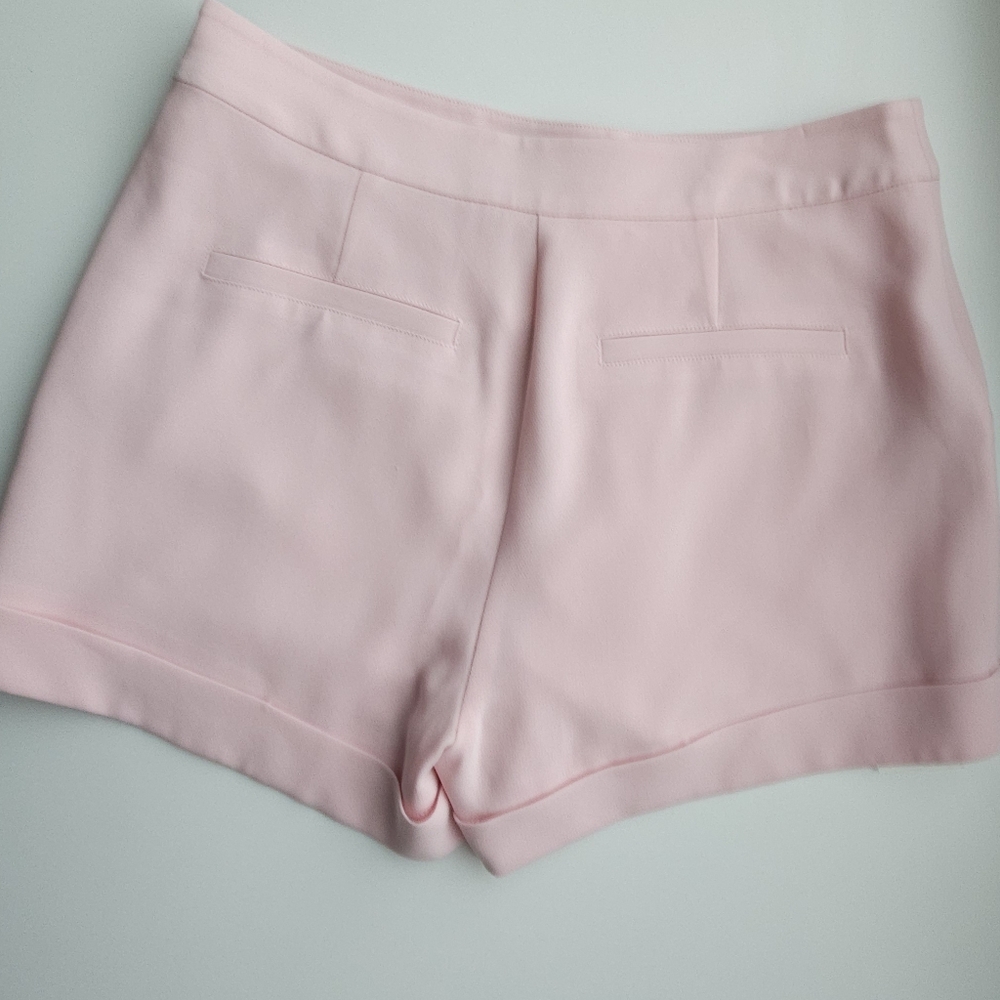 Cinq A Sept Elaine Baby Pink Crepe Cuffed Lined Shorts - Picture 8 of 15